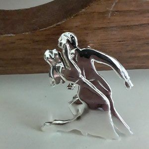 Silvertone Bride and Groom Pin